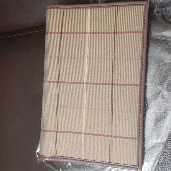 BURBERRY VINTAGE AGENDA AUTHENTIC BURBERRYS - Picture 3 of 9